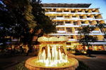 Hotel De Moc - Image 1