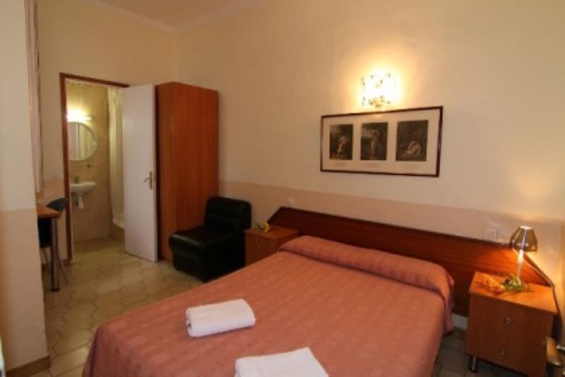 Hostal Rembrandt: Image # 4
