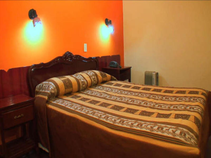 Hostal Tawantinsuyu Puno Park  0