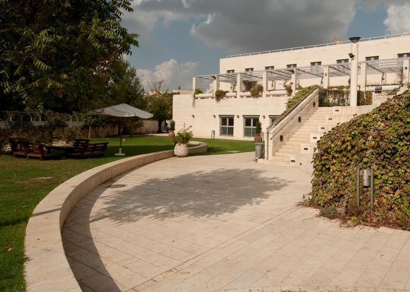 Yitzhak Rabin Youth Hostel & Guest House  2