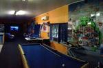 Spinner's Backpackers - Image 2
