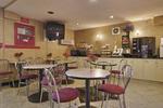 AAE Super Eight Hostel New York - Image 5