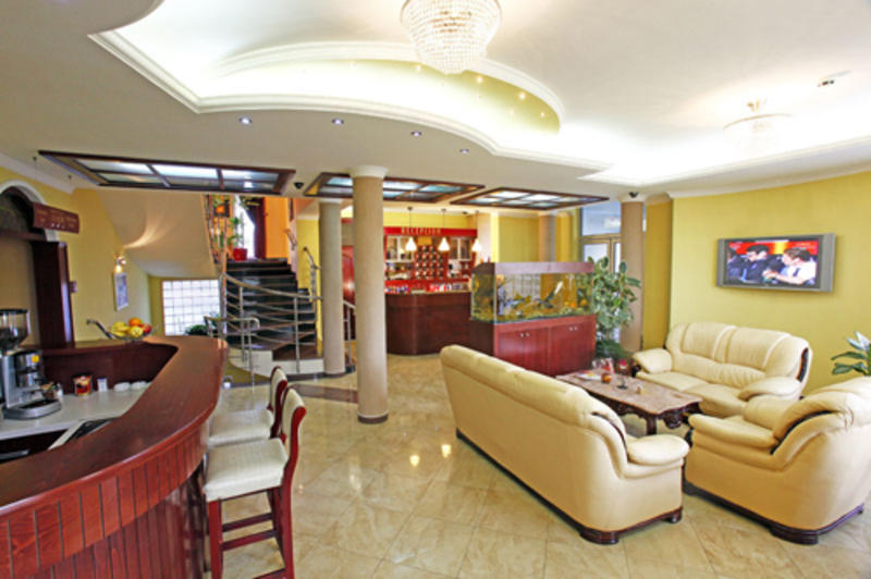 Hotel Luxor  2