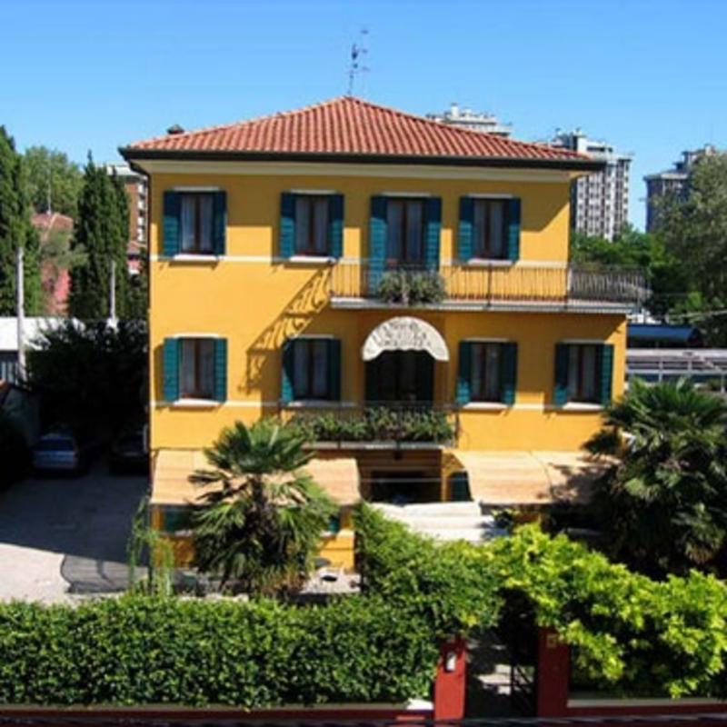 Antica Villa Graziella**  0