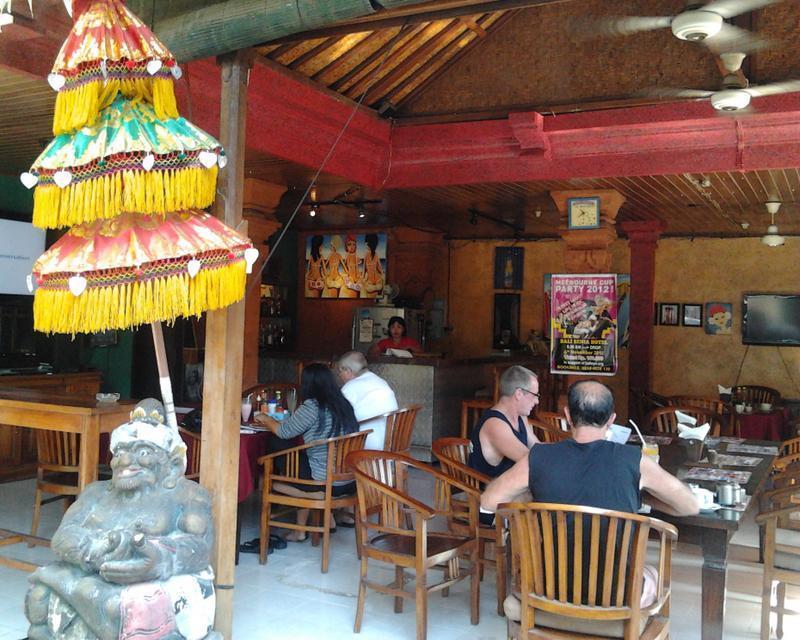 Bali Senia Hotel  0