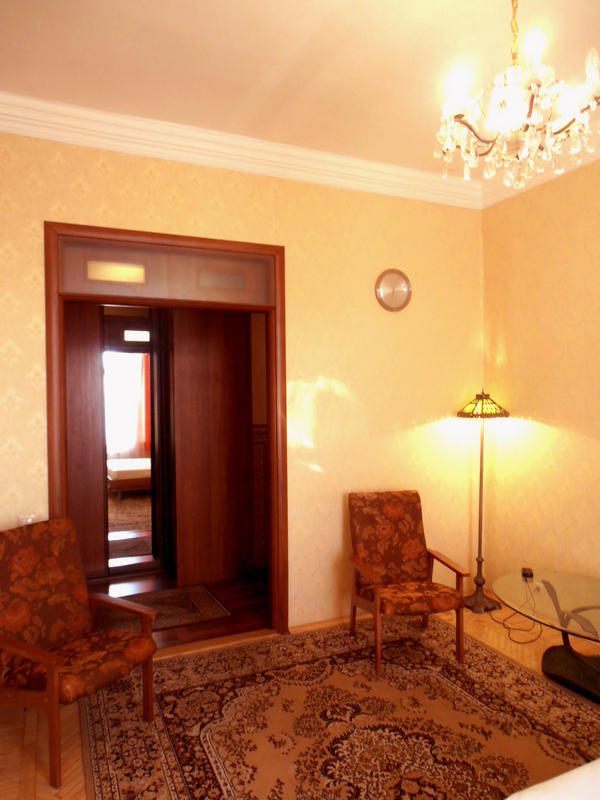Kremlin suite  3