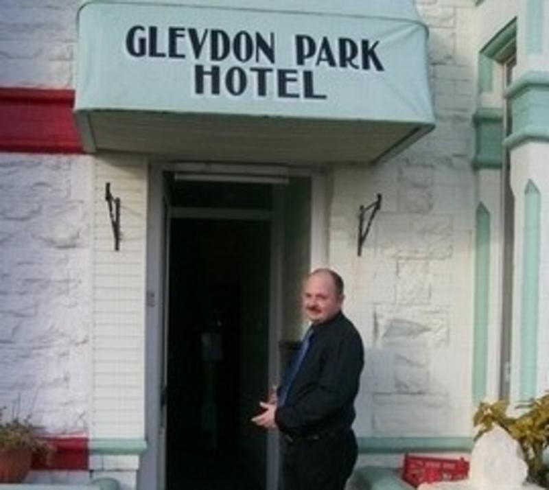 Glevdon Park Hotel  0