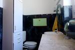 Little Central Hostel - Image 9