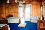 Persian Palace Houseboat - Image 4