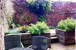 City Garden Apartment - Image 5