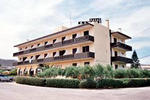 Kamari Hotel