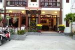 Nhi Trung Hotel