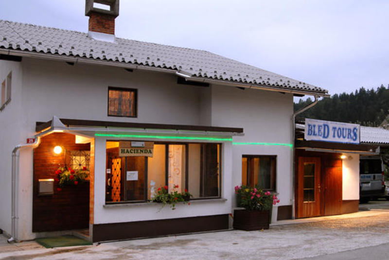 Hostel Hacienda Bled  0