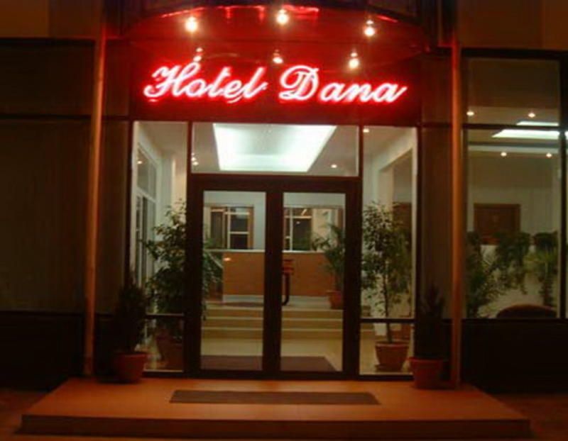 Dana Hotel  1