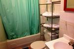 Hotel Ste-Catherine - Image 2