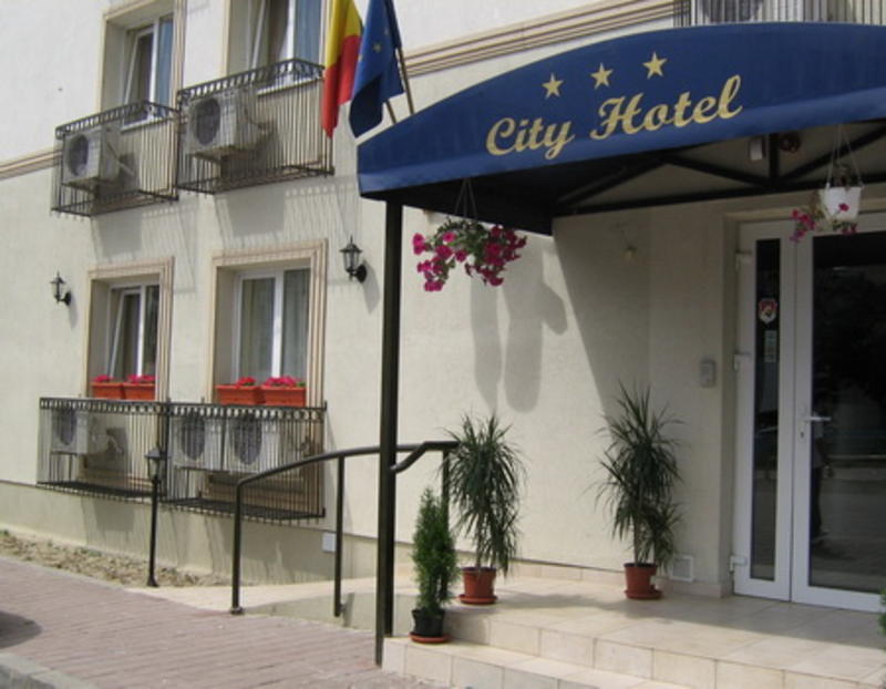 City Hotel - Bucharest  2