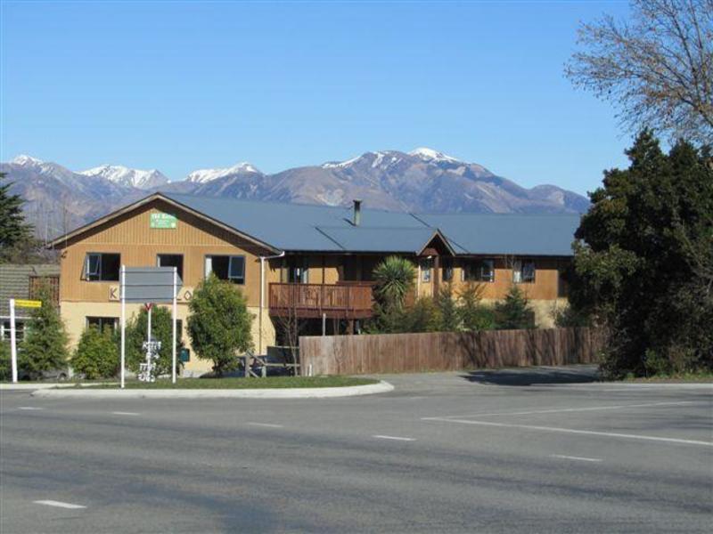 YHA Kakapo Lodge  0