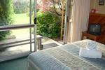 Te Anau Lakefront Backpackers - Image 7