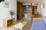 Ola Aparthotel Tomir - Image 6