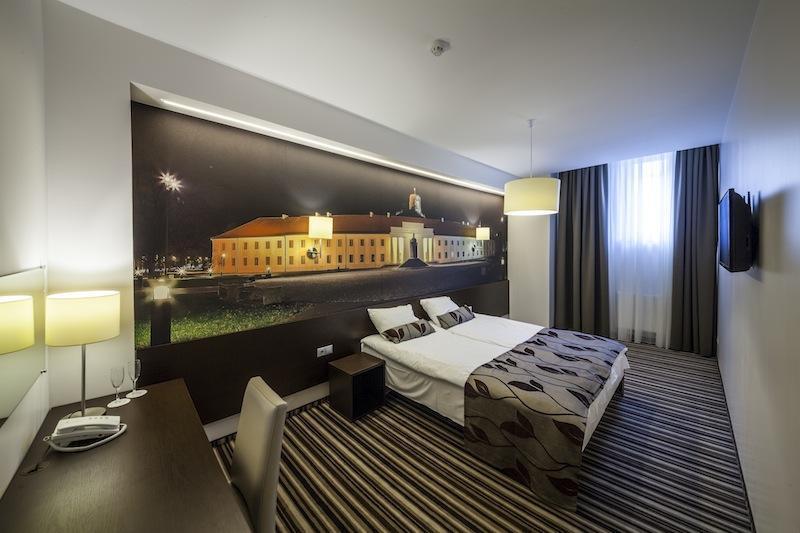 Hotel Vilnius Europolis  0