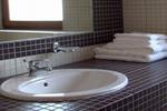 Oxford Inns & Suites - Image 5