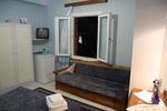 Pefkakia Park Rooms - Image 2