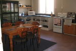 Ariki Backpackers - Image 3