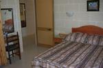 Sunset Seaview Apartments - Image 2