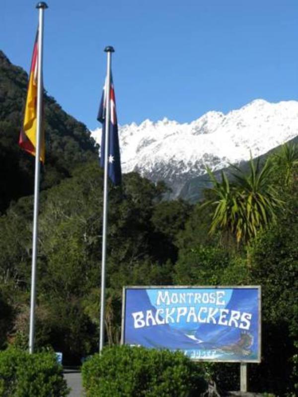 Montrose Backpackers  1