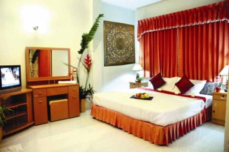 Loveli Boutique Guesthouse Phuket Loveli Boutique Guesthouse Phuket: Image # 1