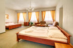 Little Quarter Hostel - Image 5