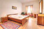 Little Quarter Hostel - Image 7