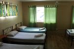 Reef Backpackers - Image 4