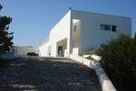 Almograve Youth Hostel - Image 1