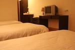 Blue Mountain HongQiao Youth Hostel - Image 2