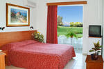 Pylea Beach Hotel - Image 9
