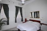 Foreigners Club Hotel - Image 5