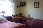 Avalon Guesthouse - Image 10