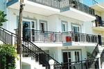 Niriis Hotel