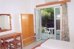 Niriis Hotel - Image 5