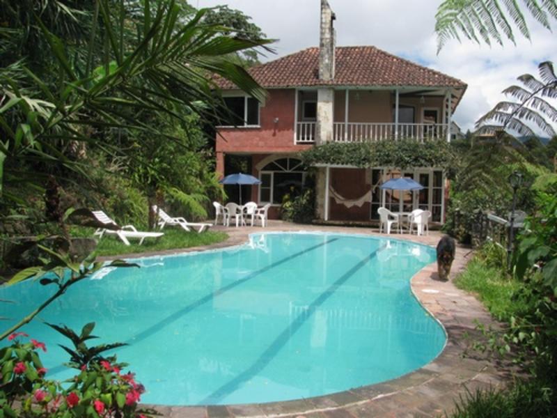 House-hotel Villa Saracena: House-hotel Villa Saracena: Image # 1: yungas: coroico bolivia youth hostels coroico