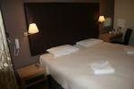 Gatwick Belmont Guest House - Image 4