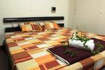 In&basic Hostel Lounge - Image 9