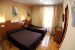 Students Hostel Luis Velez - Image 4