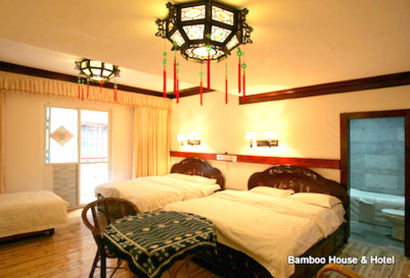 Bamboo House Hotel  2