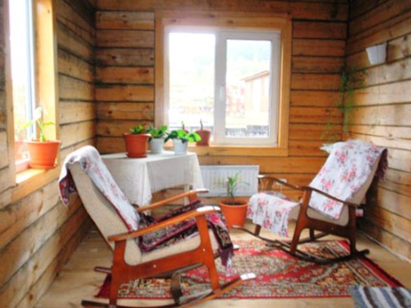 Olga's Baikal Guesthouse  0