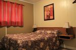 Malahat Bungalows & Rooms - Image 5