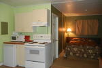 Malahat Bungalows & Rooms - Image 7