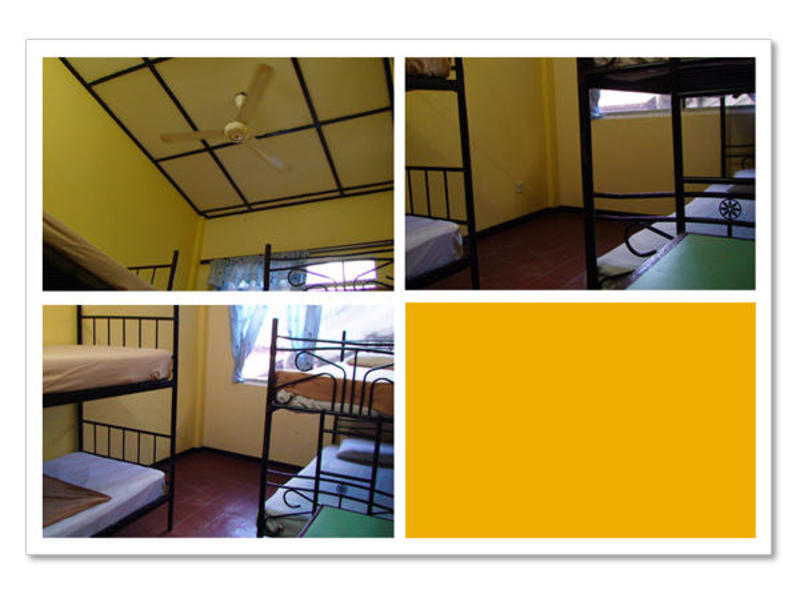 Step Inn Guest House and Hostel  0
