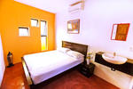 Red Inn - Image 3